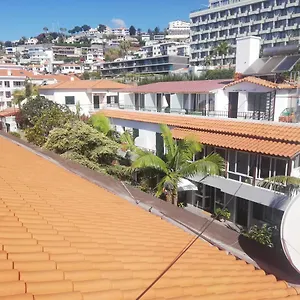 Gasthuis Residencial Melba, Funchal (Madeira)